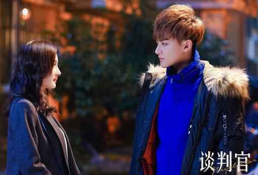 《谈判官》全国网收视破2 杨幂黄子韬唤醒恋爱成长记