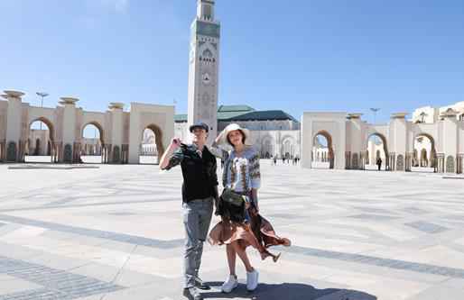 《旅途的花样》迎来首播 沈腾化身“副团长”玩转摩洛哥