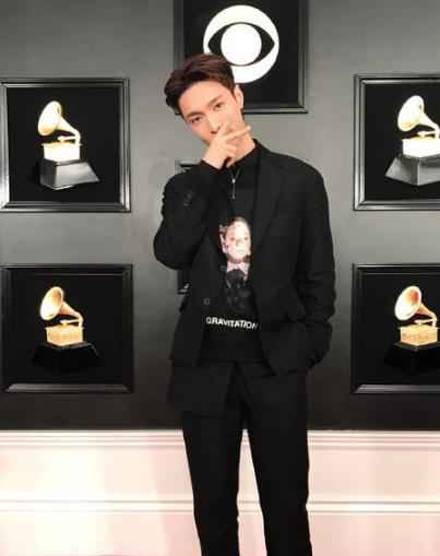 张艺兴作为官方音乐大使 现身第61届格莱美红毯