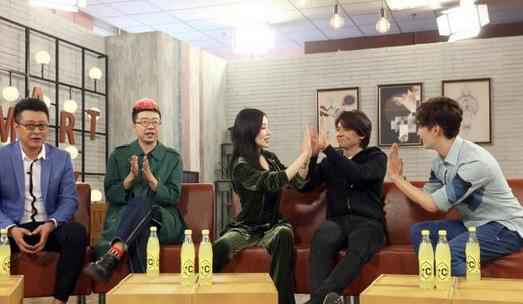 李小璐：甜馨比我们夫妻火 她小时贾乃亮没管过