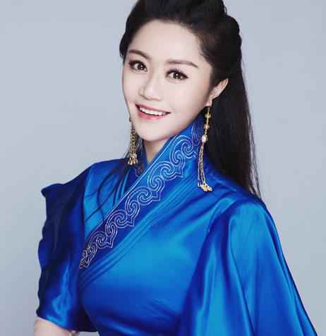 乌兰娜全新单曲《梦飞翔》震撼首发 放飞梦想争做新时代好青年