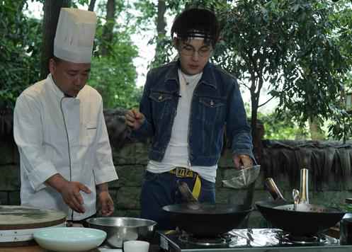 刘维用“妈妈的味道”弄哭所有人 综艺小天王变身暖宝宝