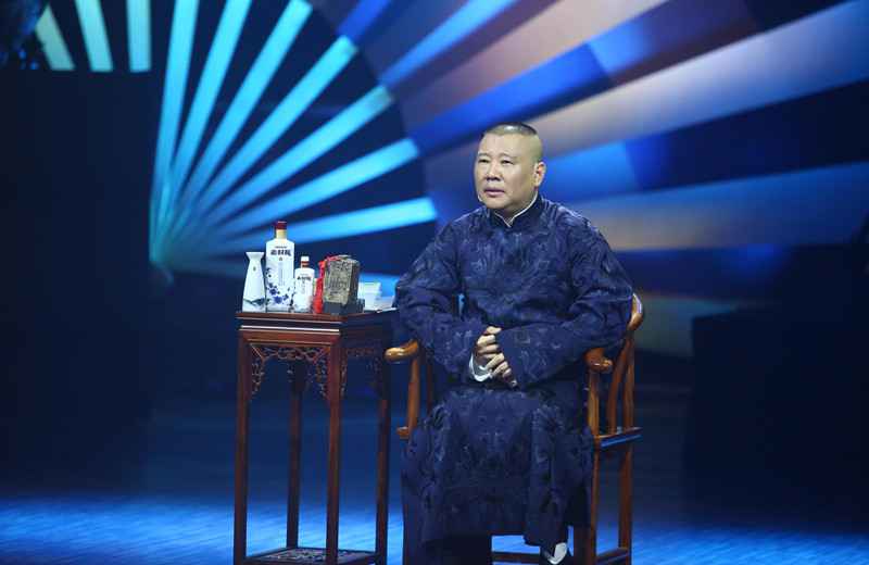 《欢乐喜剧人》烧饼表演学猫叫，网友：私下没少和于谦老师求教吧