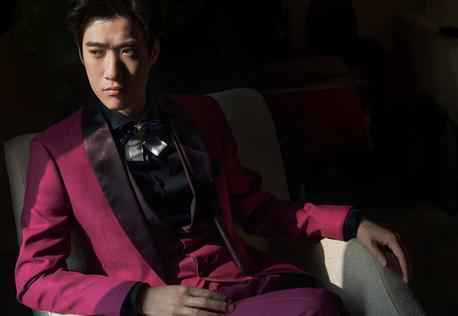 常远“成长史”征战《喜剧人》总决赛 爷孙同台感恩观众