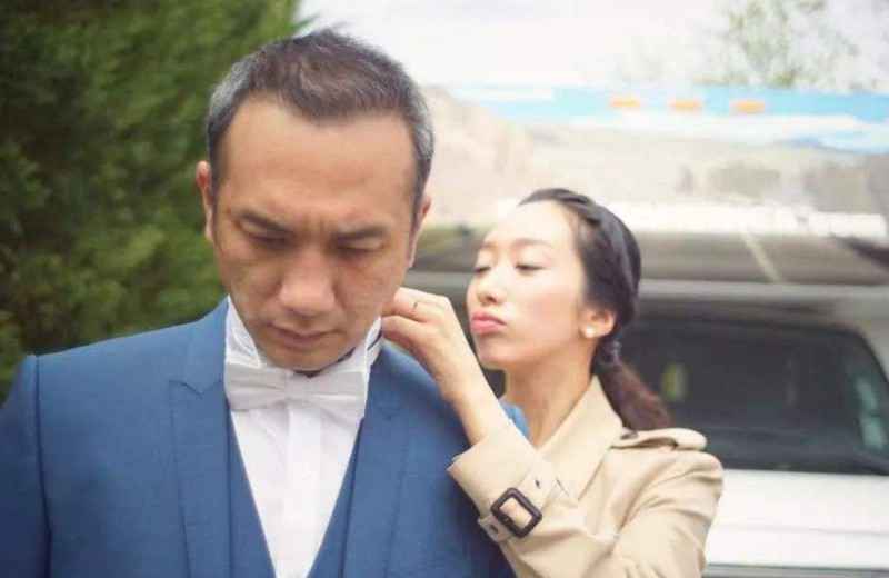 黄觉与老婆麦子共同出境节目，聊到育儿经，深受网友赞扬