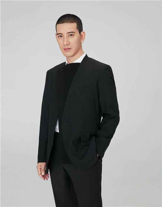 电视剧《漫长的告别》主演是谁？