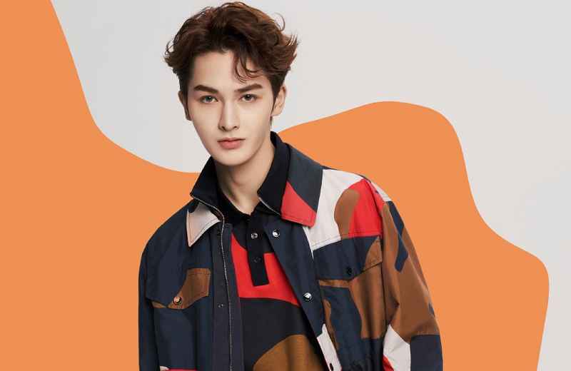 朱正廷担任《青春有你2》导师,观众质疑节目组的真实意图