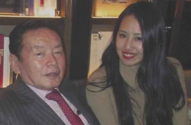 须藤早贵整容计划移民 被捕涉嫌毒死富豪夫