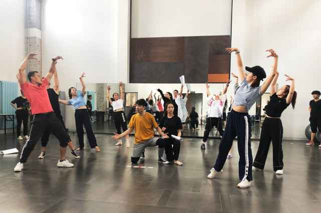 魔幻世界无限惊喜 经典家庭音乐剧《素敵小魔女》23日开启巡演