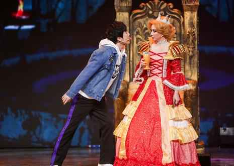 蔡明崩溃了!助阵常远加盟《欢乐喜剧人》