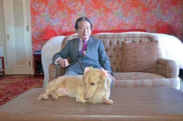 77岁富豪野崎幸助娶22岁嫩妹3个月突暴毙身亡