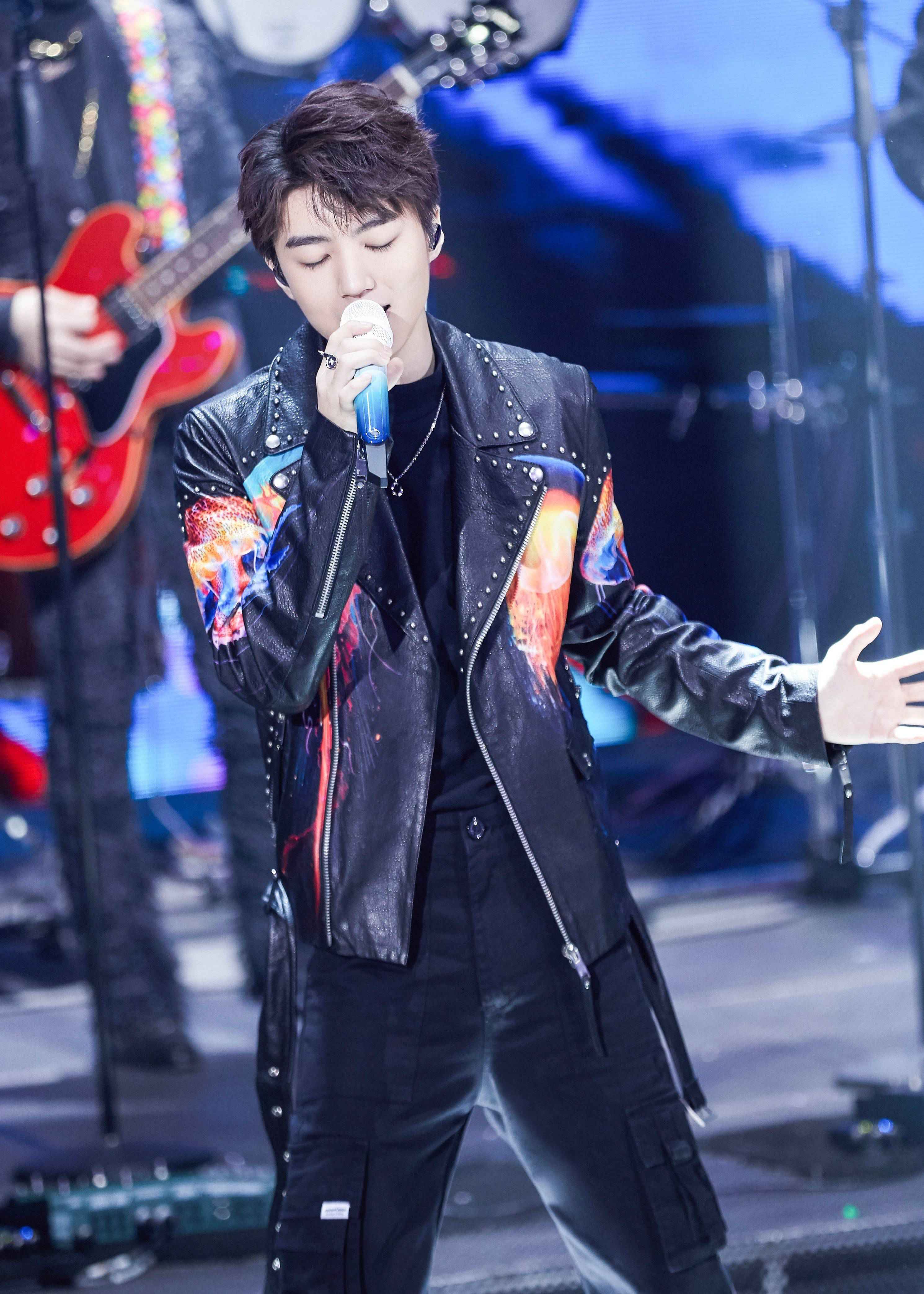 《我们的乐队》热播 王俊凯原创rap词唱出态度