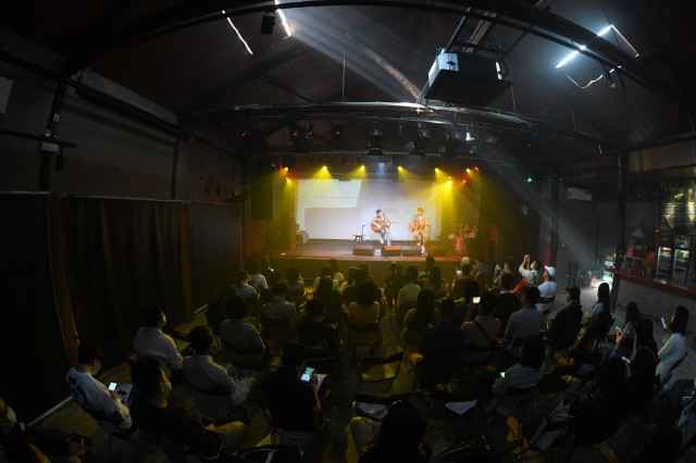 音乐唱作人郑兴北京谈唱会?用音乐诠释生命历程中的《眼泪博物馆》