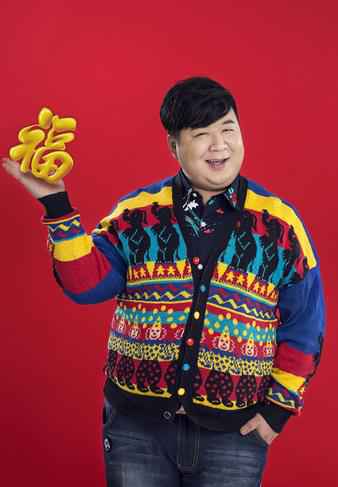 爱笑兄弟肥龙认真搞笑