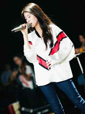 《歌手》张碧晨返场“零压力” 《胡桃夹子》释放自我唱出心声