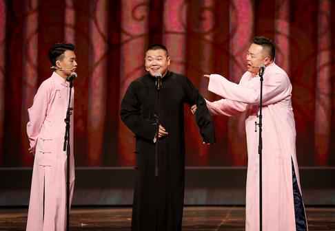 《欢乐喜剧人》集体拼“后台” 郭麒麟夺首冠 常远欲搬爷爷出山