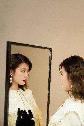 曾咏欣新专《N FOR NOW》全面开启 主打曲《三个字》七夕上线