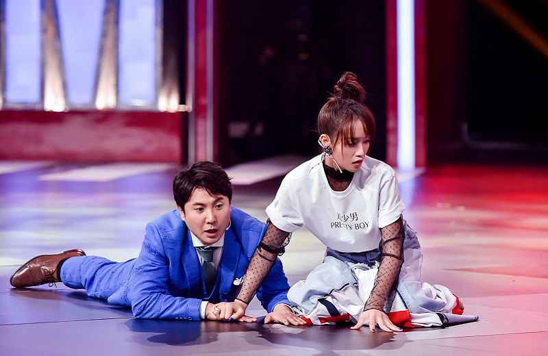 王牌对王牌,笑声满现场,感动在心间