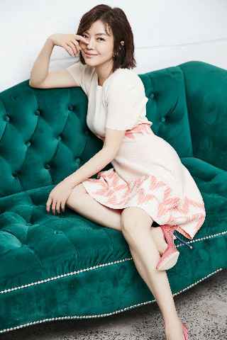 查可欣新专第二篇章继续解锁，新单惬怀演绎完美生活幻想曲