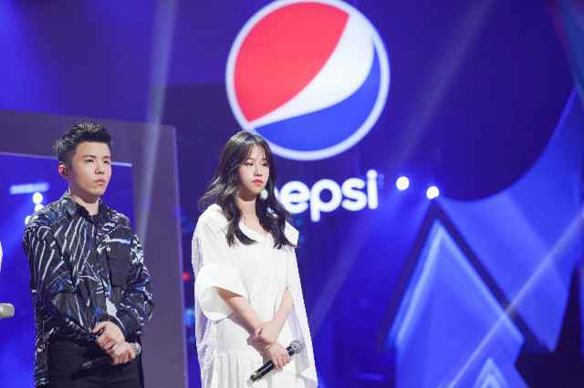 孟慧圆蜕变之歌《还》舞台首唱 深刻寓意动人心弦