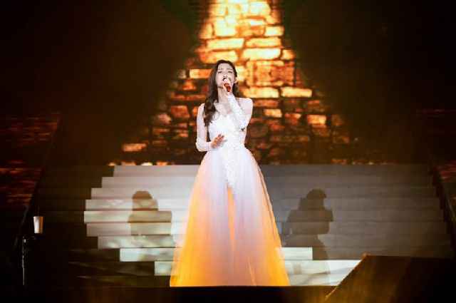 一开嗓就是青春的声音！范玮琪杭州演唱会在幸福的路上