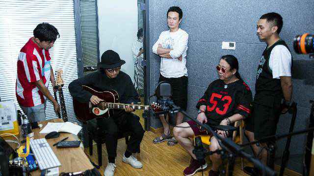 完美声音创作营全纪实影片上线 揭秘音乐人创作全过程