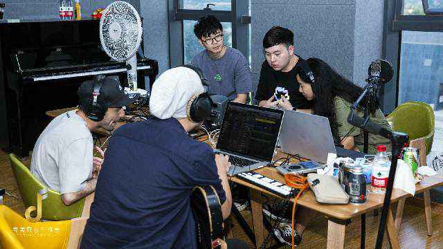 完美声音创作营全纪实影片上线 揭秘音乐人创作全过程