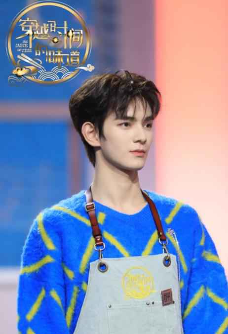 《穿越时间的味道》寻味家族被剔骨难倒,刘一帆传授何泓姗鸡翅“整形法”