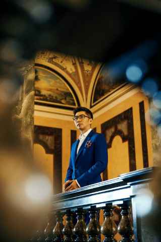 赵胤胤古典音乐会巡演奏响厦门 应乐迷之邀数次返场被誉余音绕梁