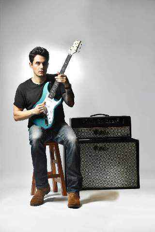 约翰·梅尔访港 捐赠亲笔签名吉他为慈善筹款