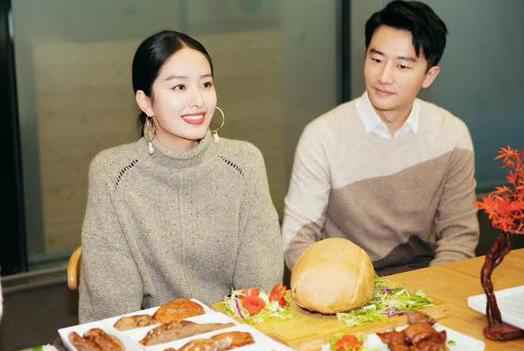 杨采钰新片转战杭州点映 跨层次演技引观众共情泪崩