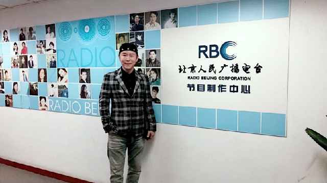 于安迪受邀北京人民广播电台《人物空间》专访 为新歌宣传造势