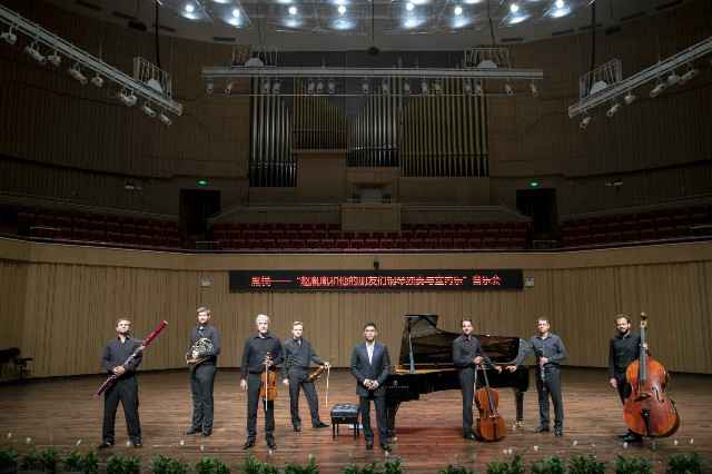 赵胤胤音乐会全国巡演震撼开启 德累斯顿乐团倾情助阵