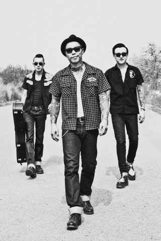 旋转保龄暌违两年再发新作 两首单曲呈现迥异爱情表达式