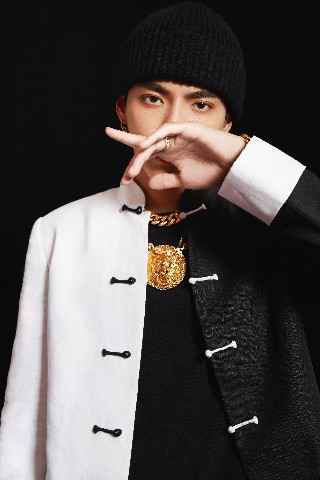 吴亦凡制作人公演第一 《Young OG》获现场rapper高度认可