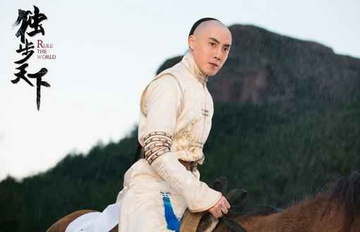 《独步天下》今晚首播 唐艺昕林峯张睿共谱烽火恋歌