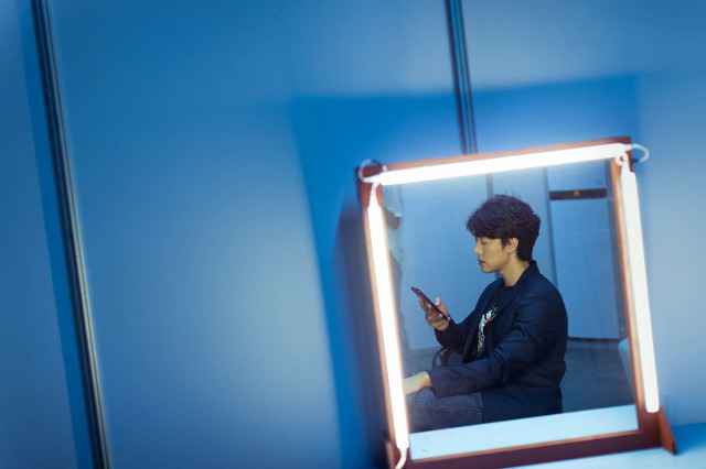 凌潇肃献唱《无法原谅》回忆杀引观众热议