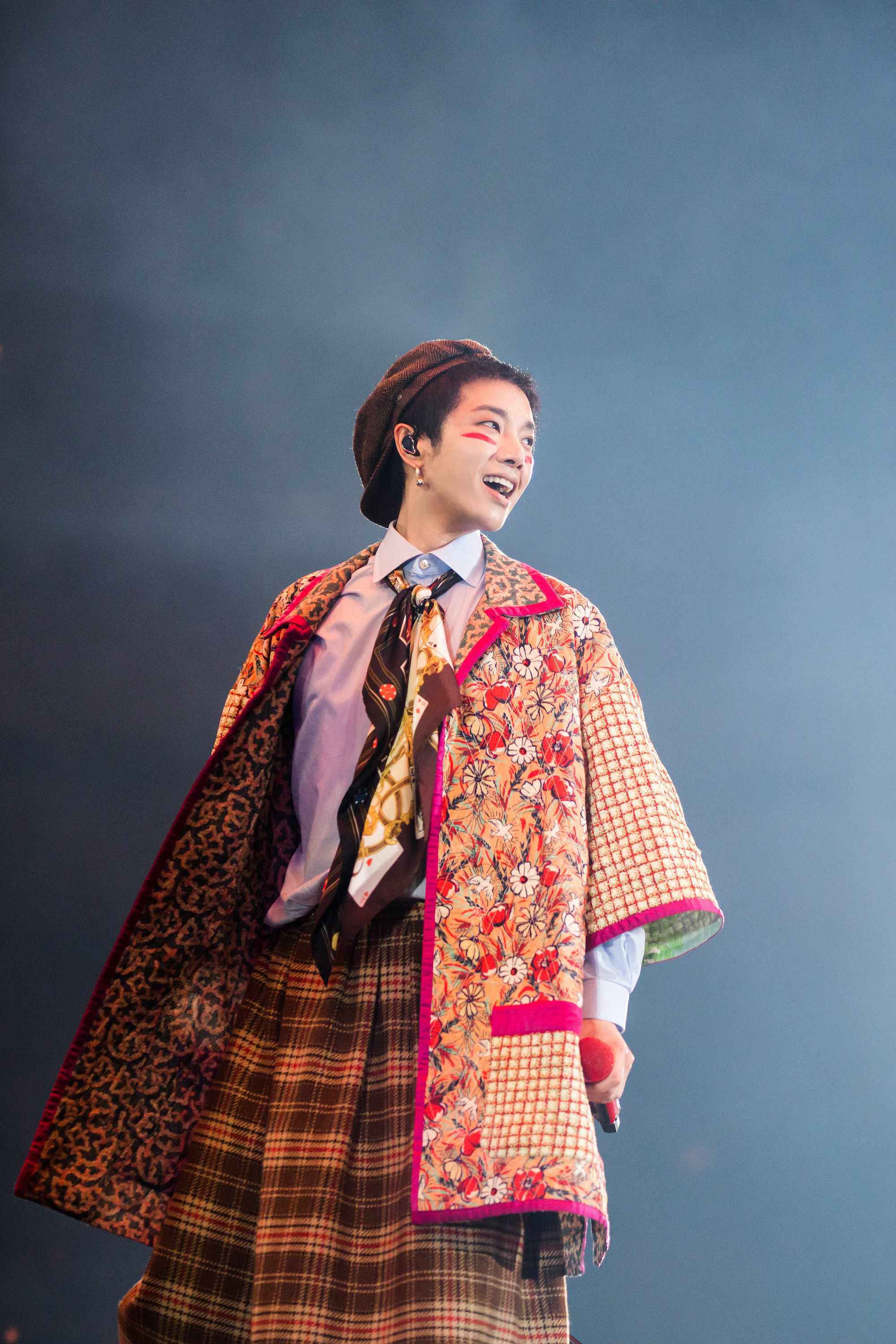 “2021华晨宇火星演唱会”强势官宣 游乐园开唱再解锁新模式