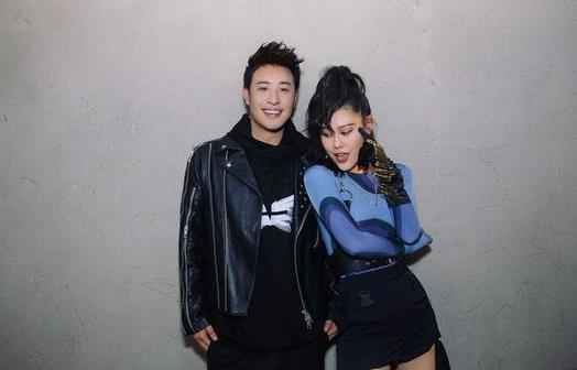 潘玮柏《Moonlight》MV上线 袁娅维再度跨刀出演