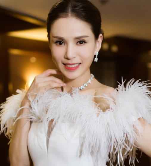 李若彤回应曾遭潜规则：我现在真的有重生的感觉