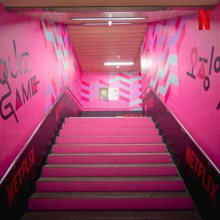 《鱿鱼游戏》导演称暂时没有第2季 拍第1季掉6颗牙