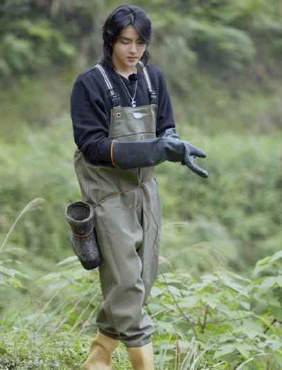 吴亦凡三十五岁之前想脱单：孤独感越来越真实