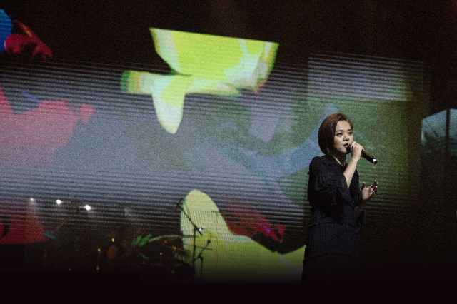 刘思涵贴心助阵金玟岐北京演唱会 “千人相亲会”你错过了吗?