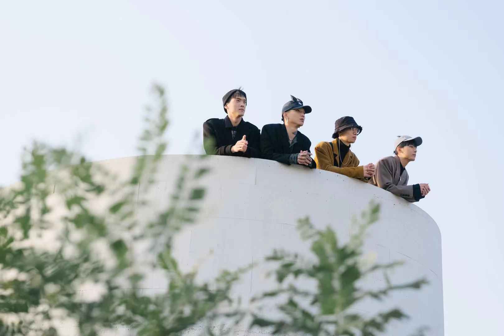 首轮官宣9城10场！2021傻子与白痴《Year of Fate》新专辑巡演门票开售