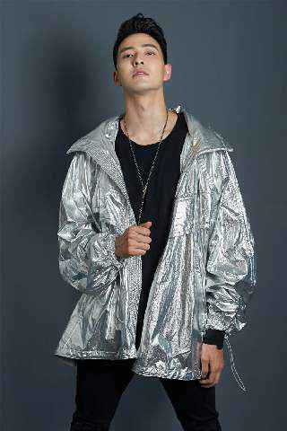 国际新锐唱作人James Lee首次中国公演亮相上海 惊艳开嗓