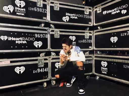 吴亦凡获北美权威音乐奖MMVAs 华人歌手走向世界