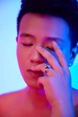 新锐歌手一修励志新单 《没有伞的孩子》即将上线