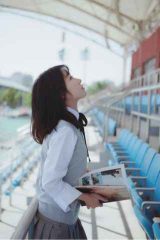 歌手王瑞淇为电影《岁月忽已暮》献唱的推广曲《信仰》暖心来袭！