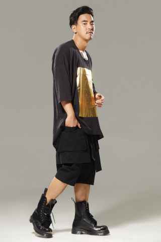 柯有伦自曝离开种子音乐，与两年女友修成正果