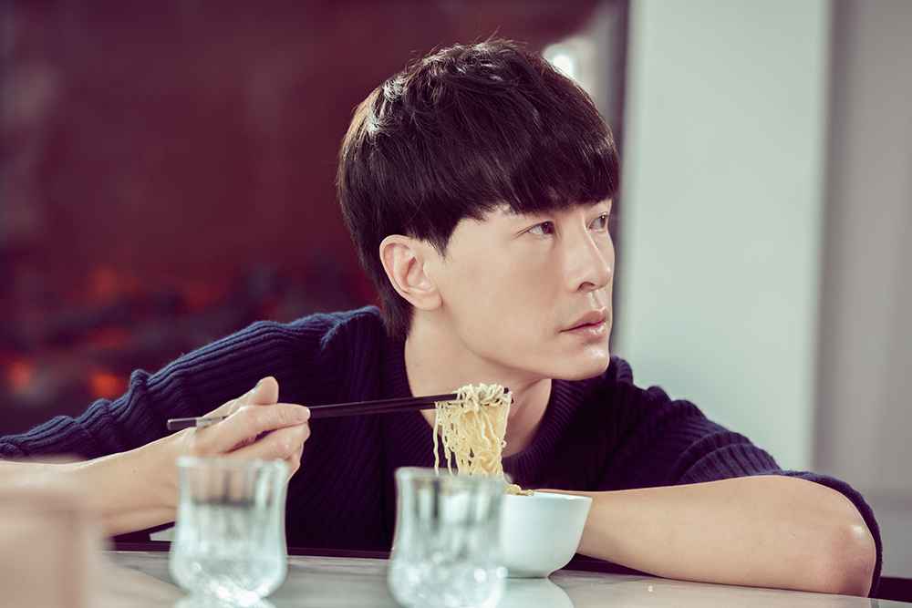 《乔安你好》硬核